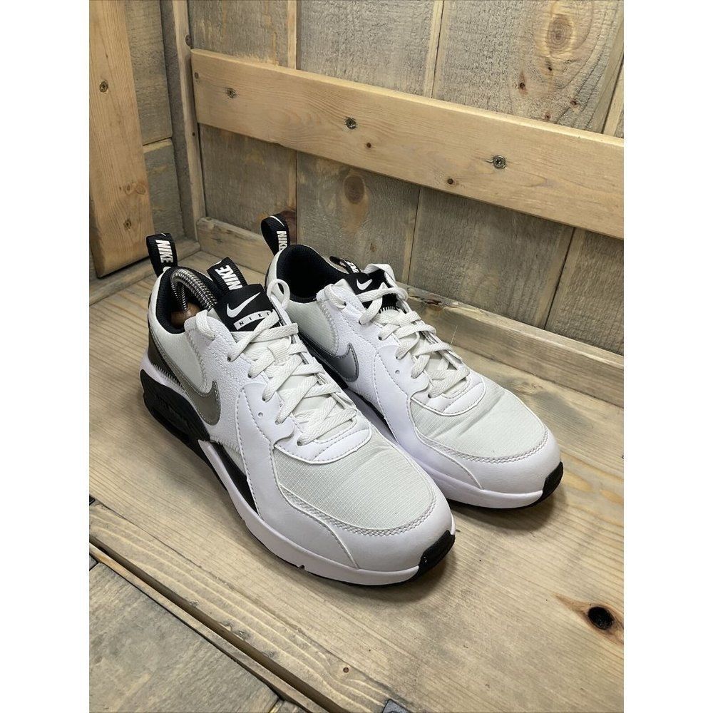 𝅺NIKE Air Max Excee SE.(cz4990 100) White/silver/black. Size 5Y Womens US 6.5